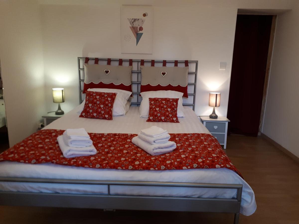 L'Aur~Elie Bed and Breakfast Lalinde Εξωτερικό φωτογραφία